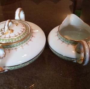 Vintage W.m Guerin & Co.sugar bowl and creamer set